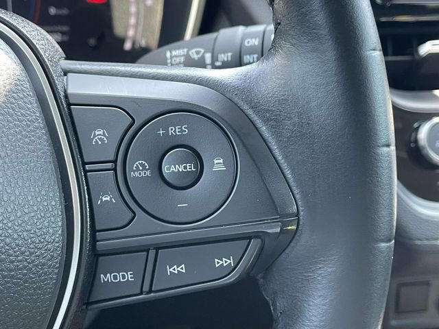 Used 2023 Toyota Corolla Cross XLE FWD image 21