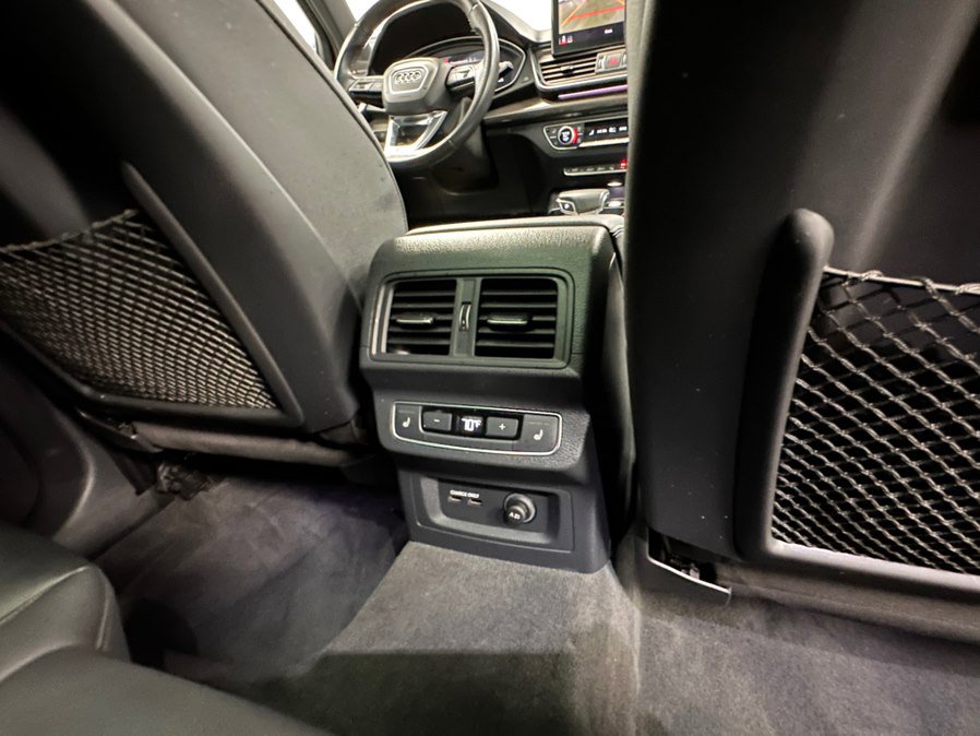 Used 2023 Audi SQ5 Prestige w/ Prestige Package AWD/4WD image 40