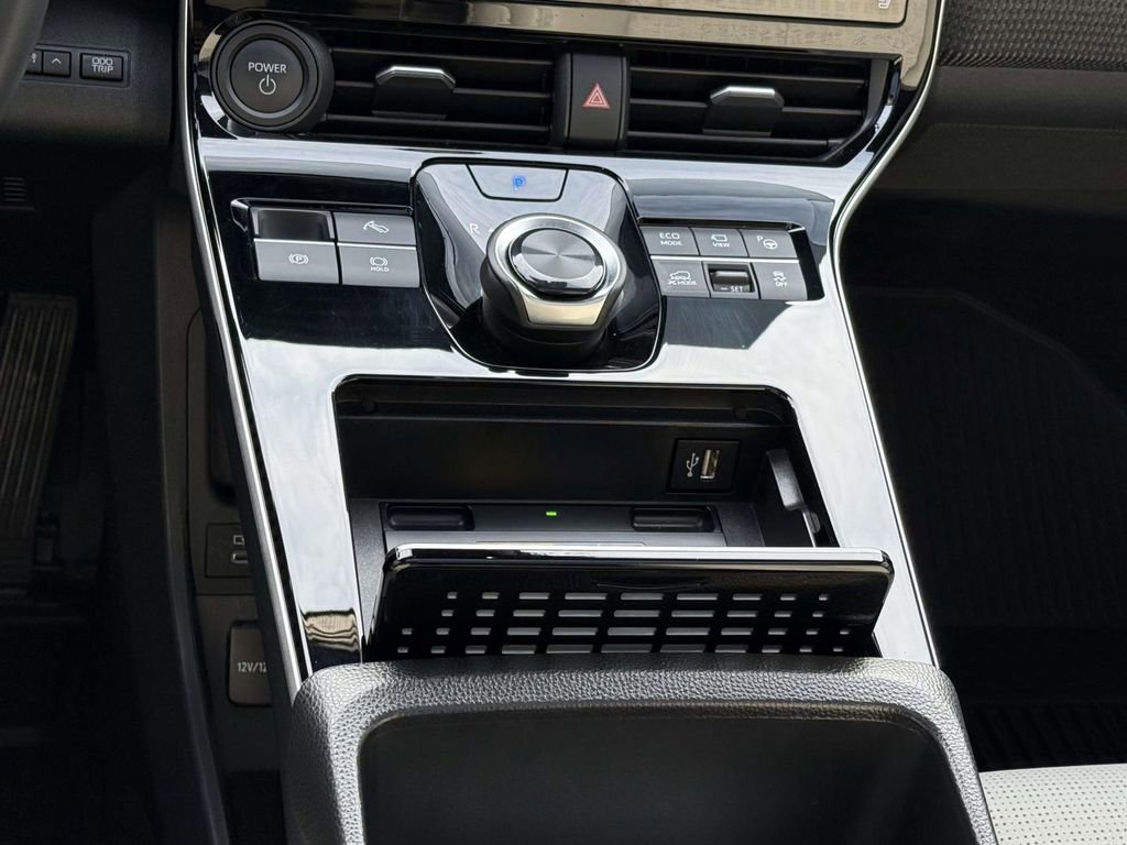 Used 2024 Toyota bZ4X AWD w/ Weather Package image 21