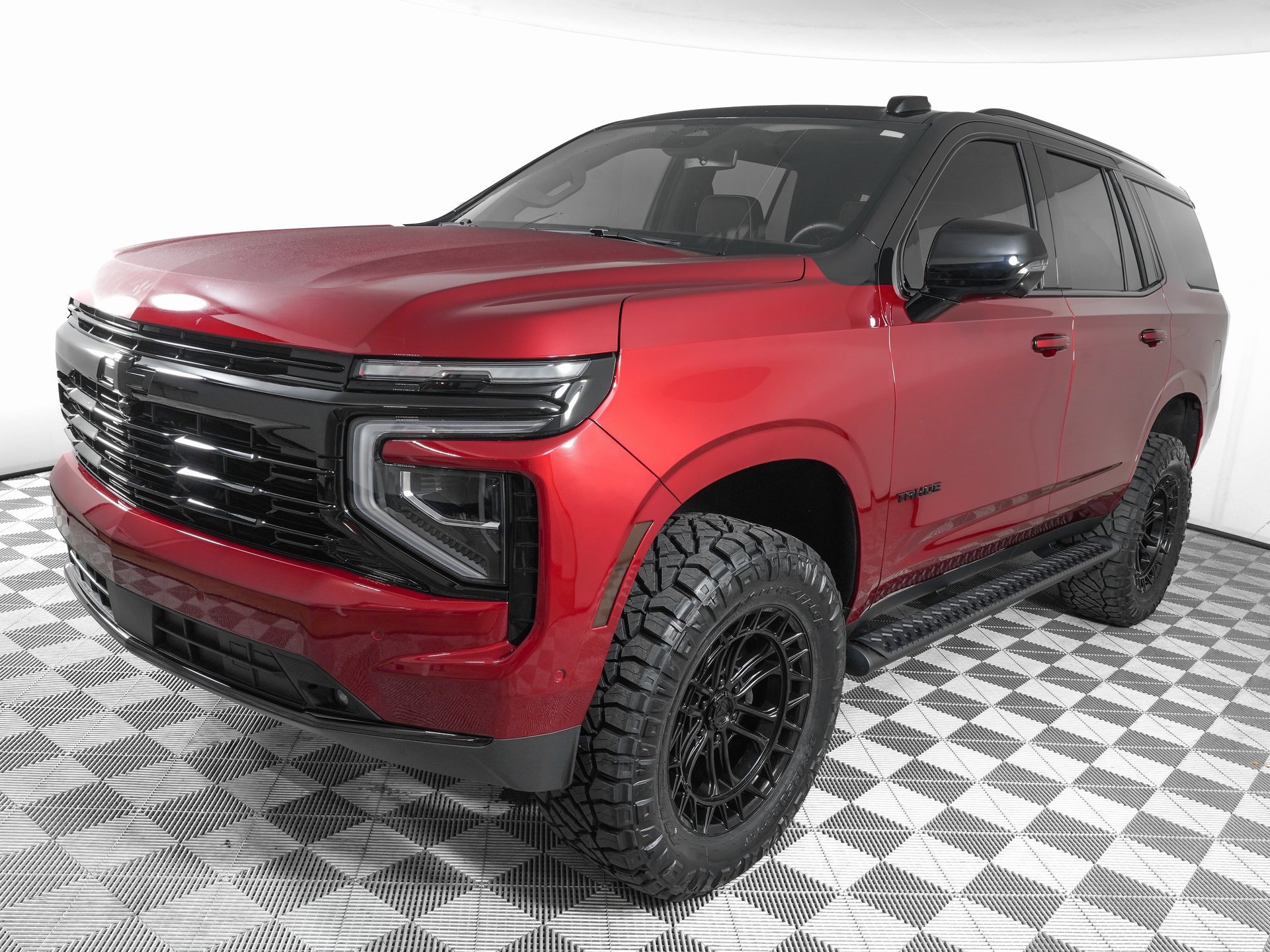 Used 2025 Chevrolet Tahoe Premier w/ Sun And Tow Package image 9