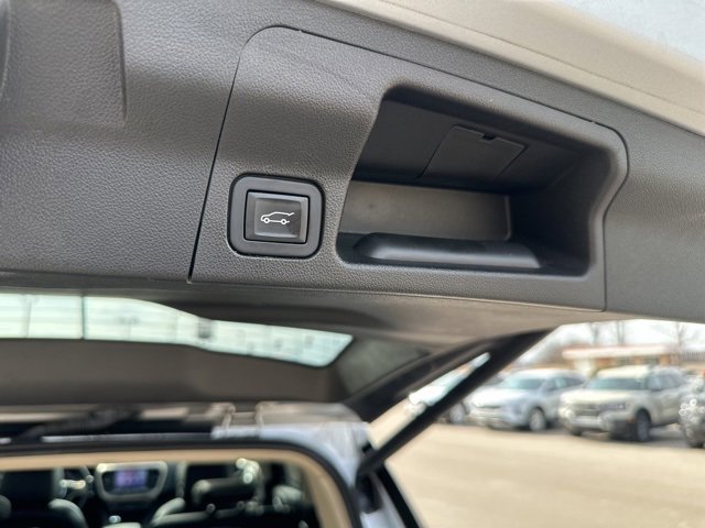 Used 2017 GMC Acadia Denali w/ Technology Package image 24