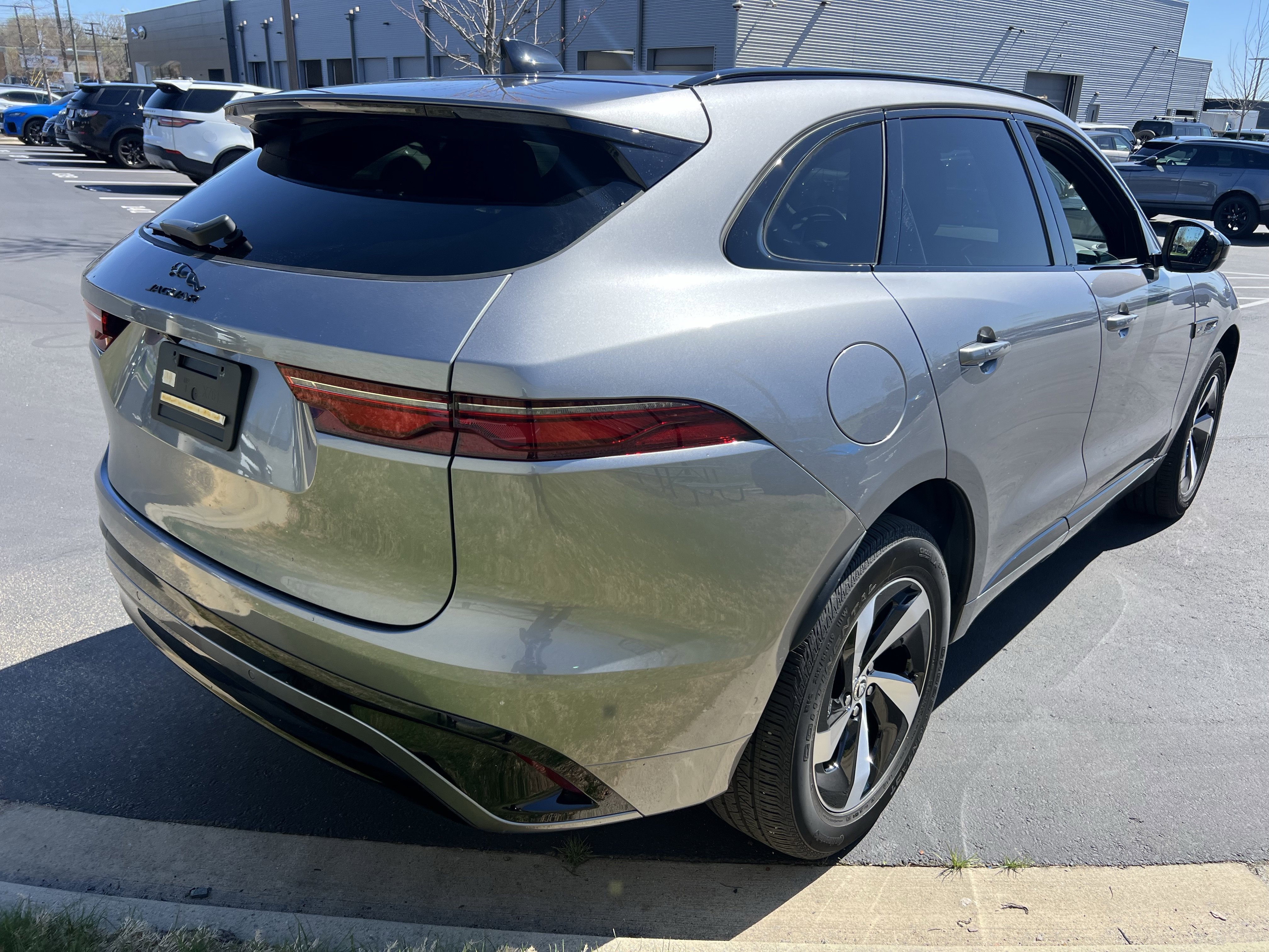 Certified 2025 Jaguar F-PACE R-Dynamic S image 7