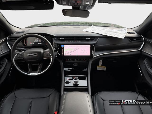 New 2026 Jeep Grand Cherokee Limited image 9