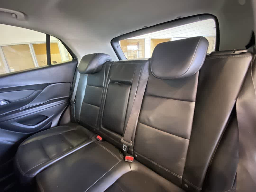 Used 2019 Buick Encore Essence AWD/4WD image 24