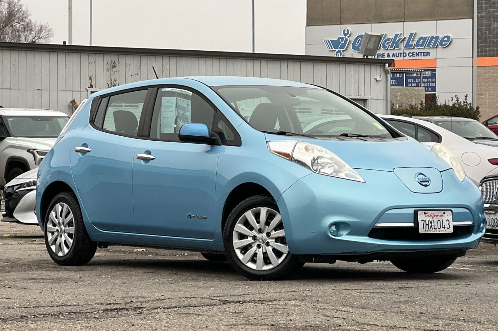 Used 2015 Nissan Leaf S w/ Charge Package image 2