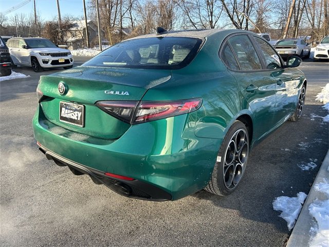 New 2026 Alfa Romeo Giulia Base image 8