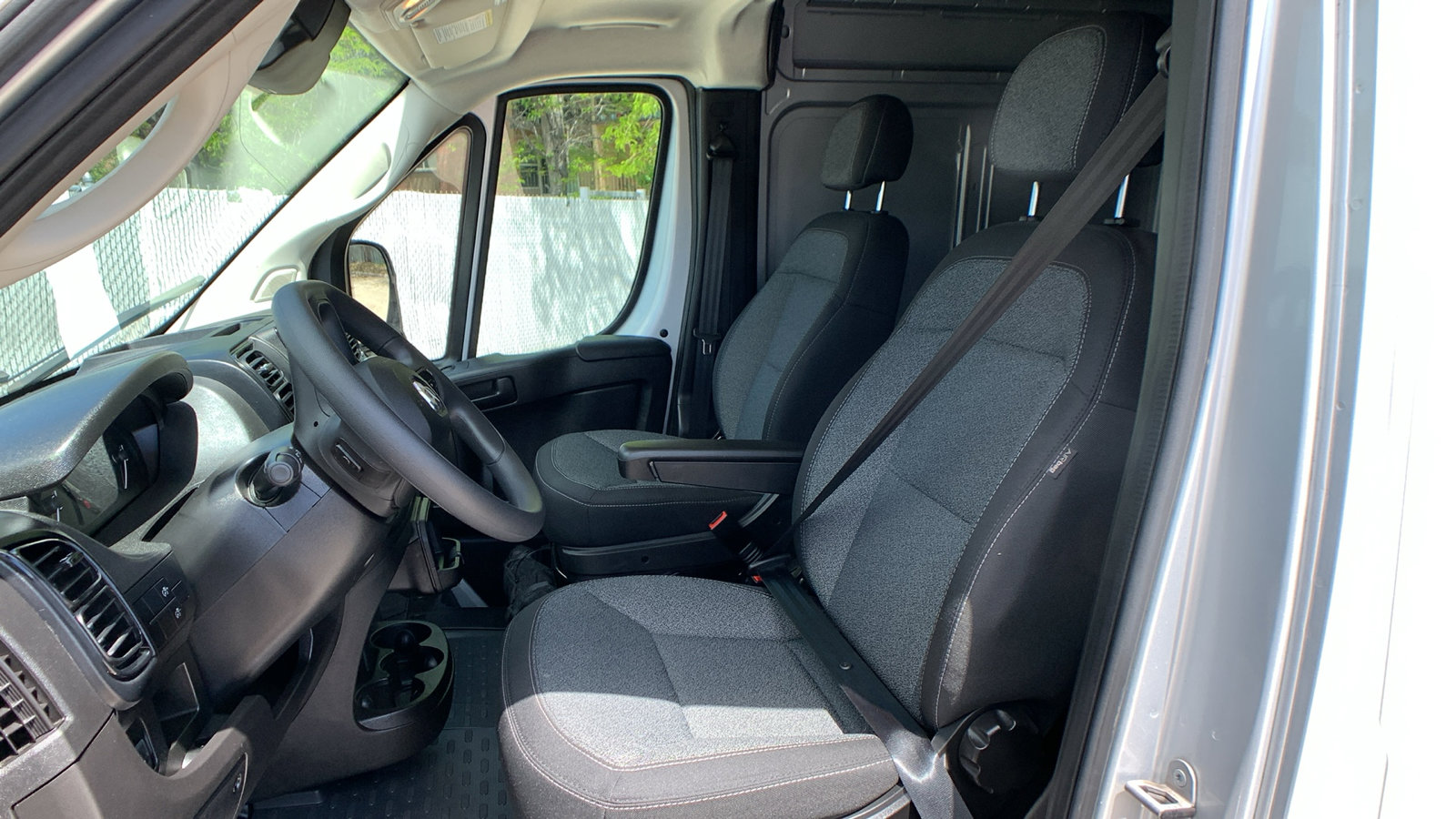 Used 2024 RAM ProMaster 1500 FWD image 12
