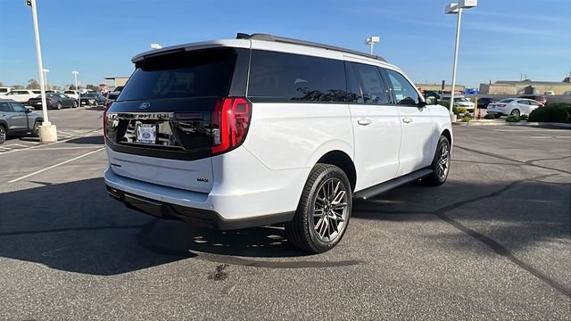 New 2026 Ford Expedition Max Platinum w/ Stealth Appearance Package AWD/4WD image 3