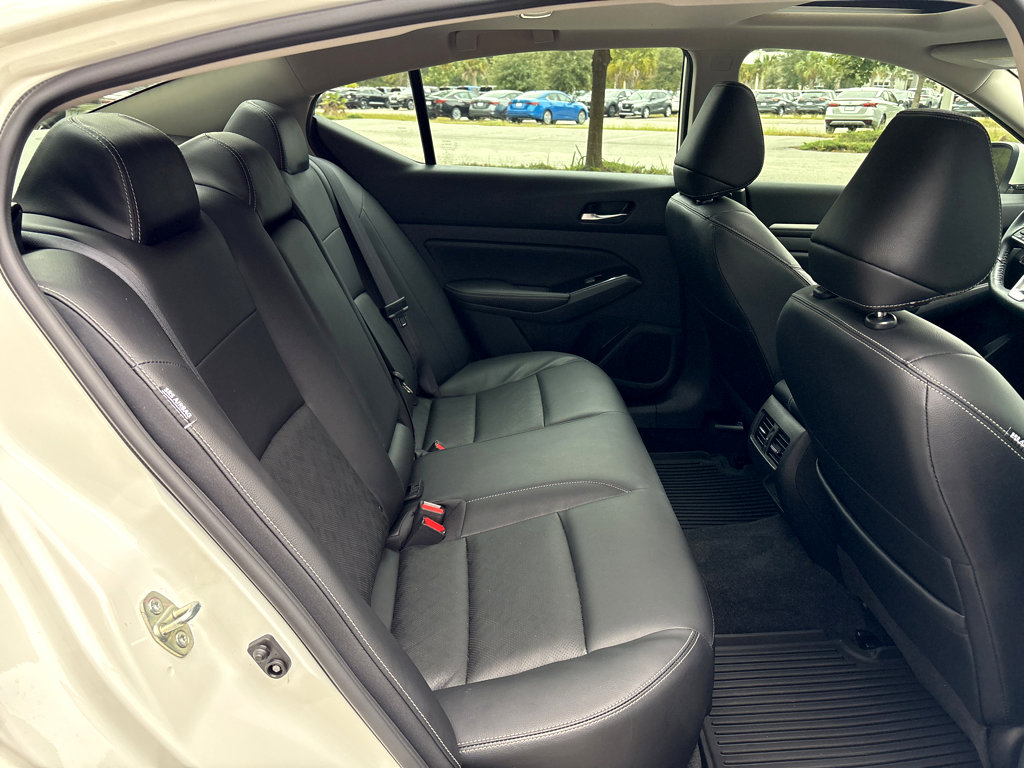 Used 2024 Nissan Altima 2.5 SL image 17