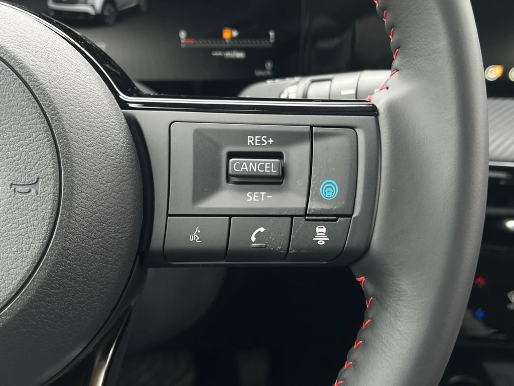 New 2026 Nissan Kicks SR w/ Cold Weather Package AWD/4WD image 23