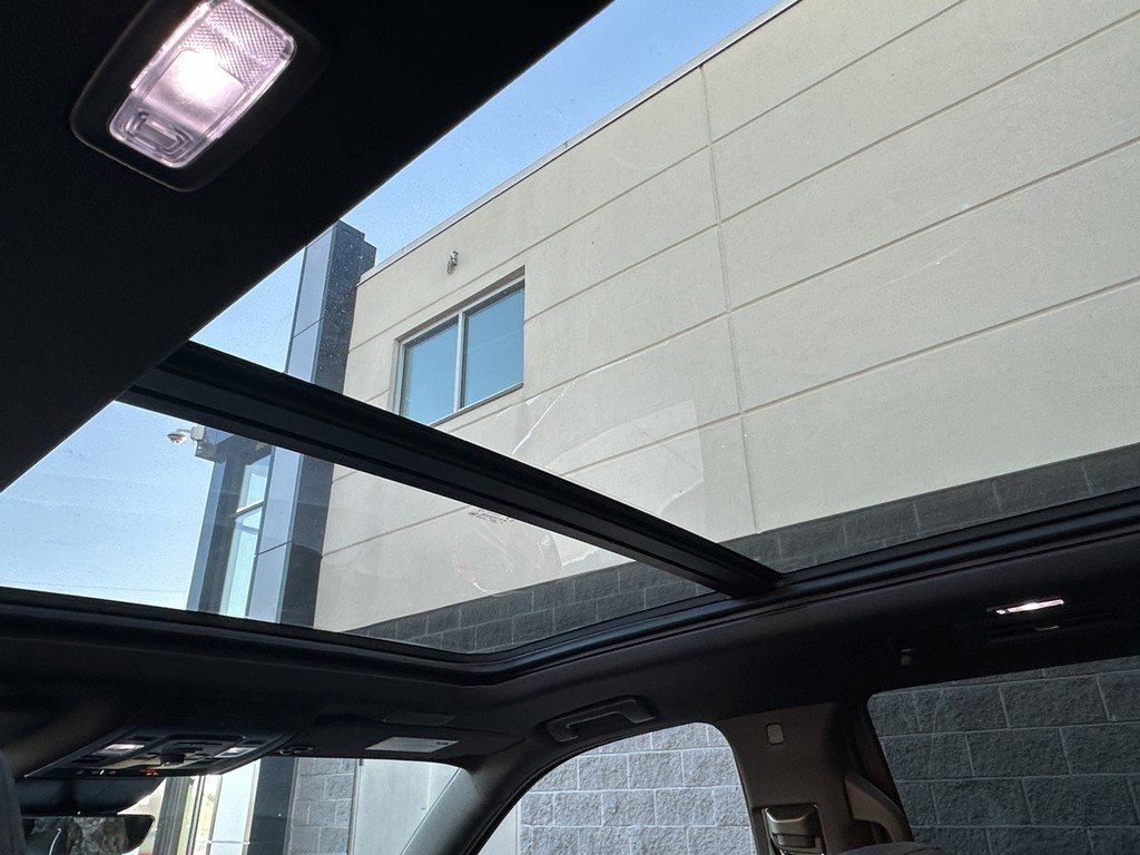 Certified 2024 Cadillac Escalade Sport w/ LPO, ONYX Package image 8