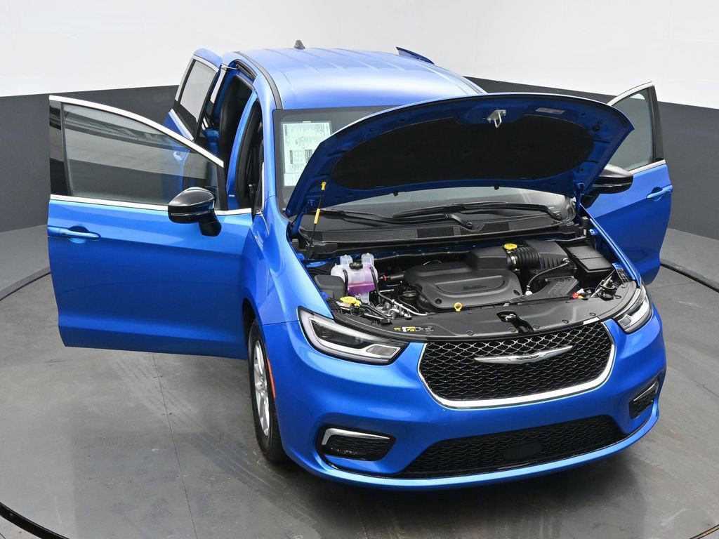 New 2026 Chrysler Pacifica Select image 62