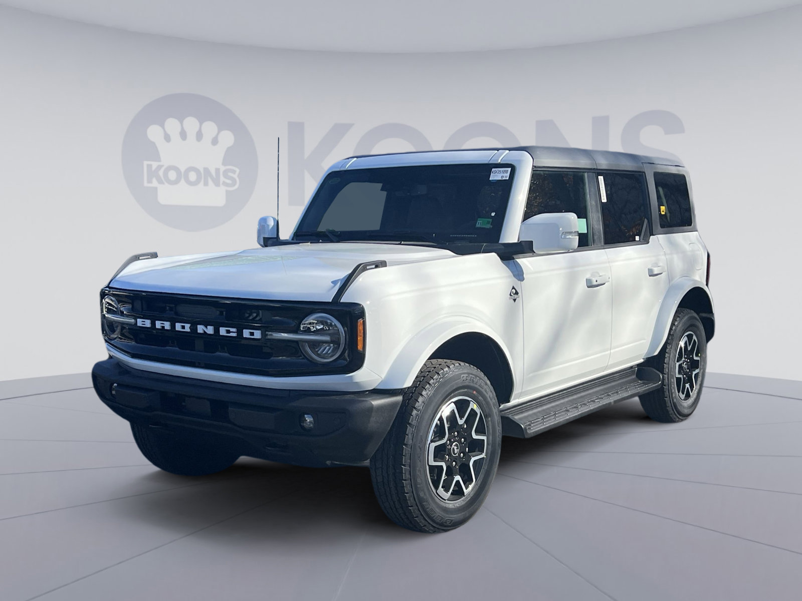 New 2025 Ford Bronco Outer Banks