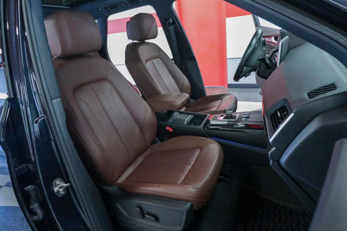 Used 2019 Audi Q5 2.0T Premium Plus w/ Premium Plus Package AWD/4WD image 30