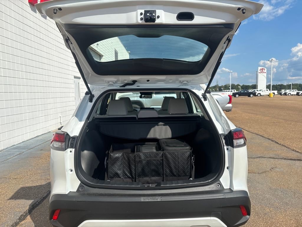 New 2026 Toyota Corolla Cross L image 26