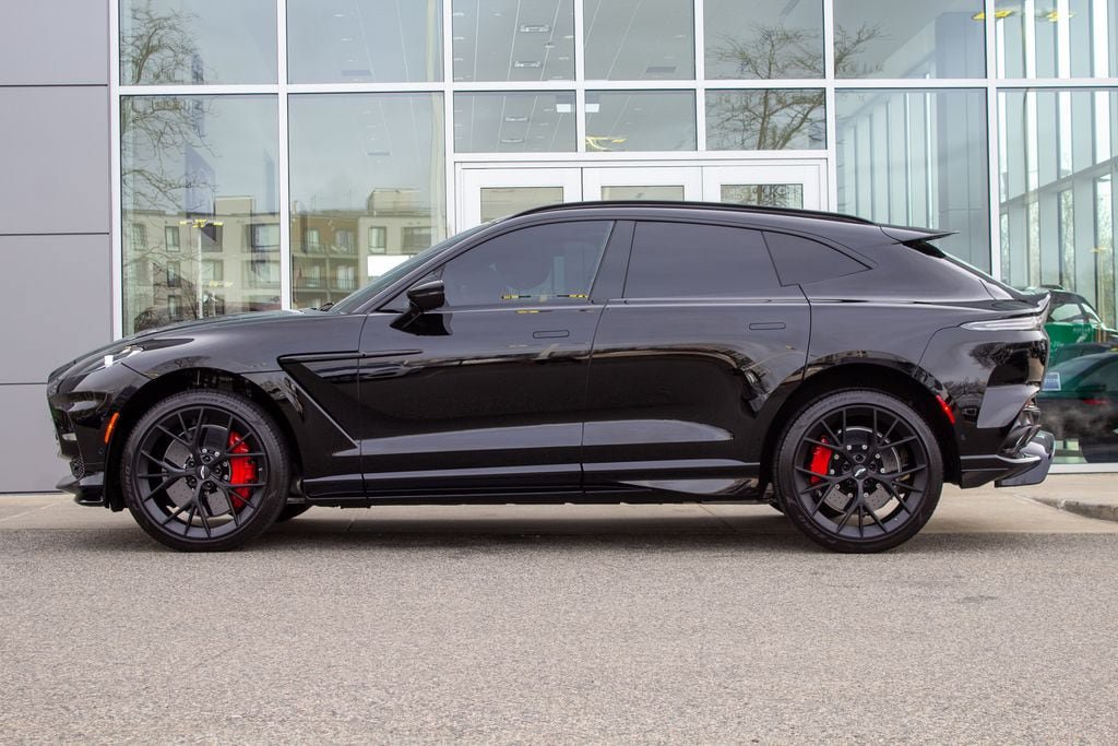 Used 2025 Aston Martin DBX 707 AWD/4WD image 7