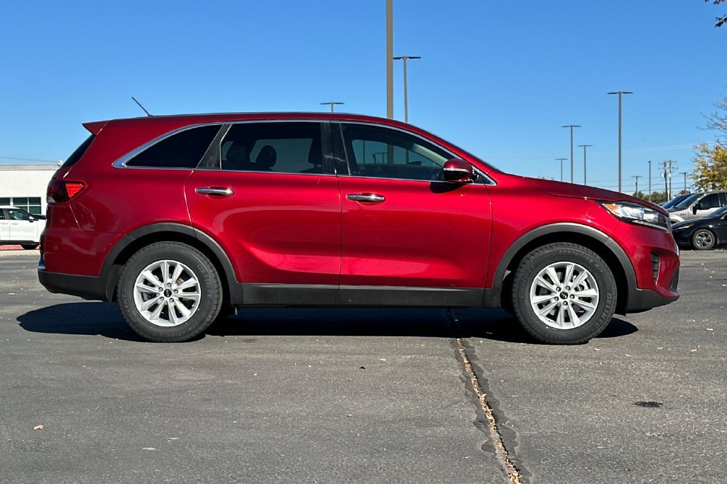 Used 2020 Kia Sorento LX FWD image 11
