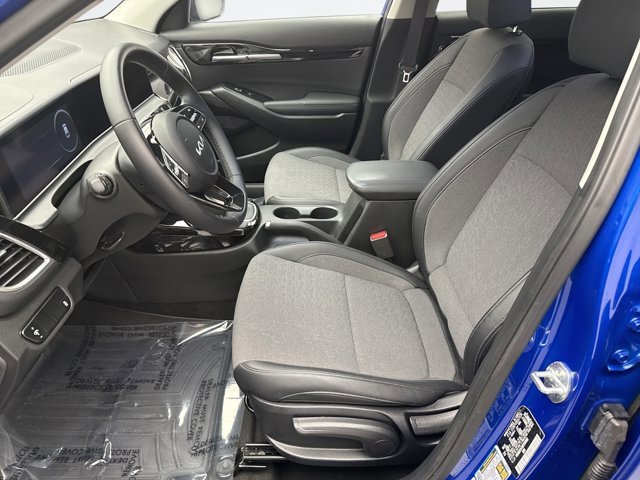 Used 2024 Kia Seltos X-Line image 11