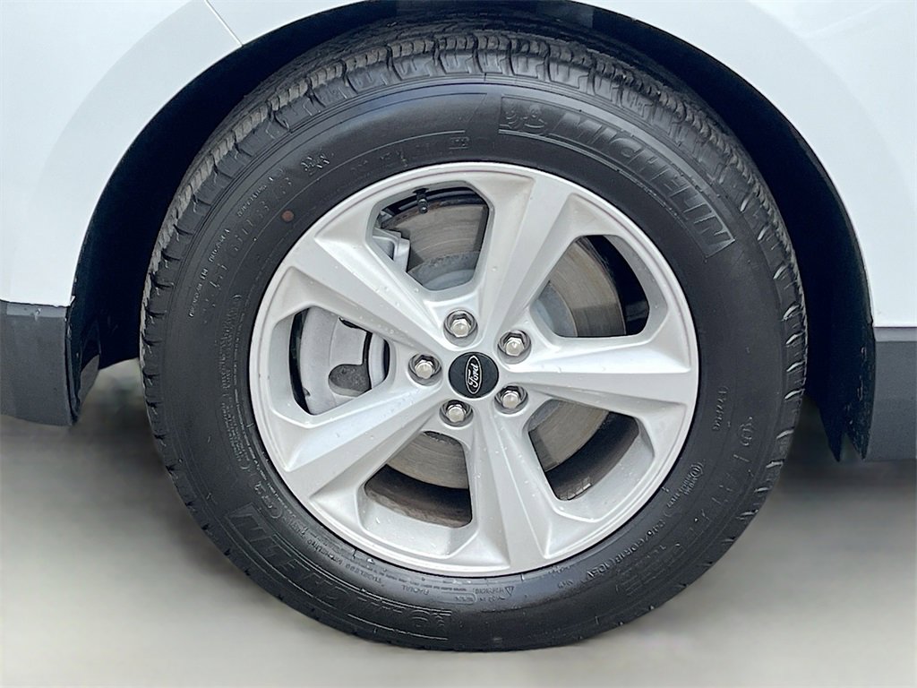 Used 2024 Ford Edge SE image 28