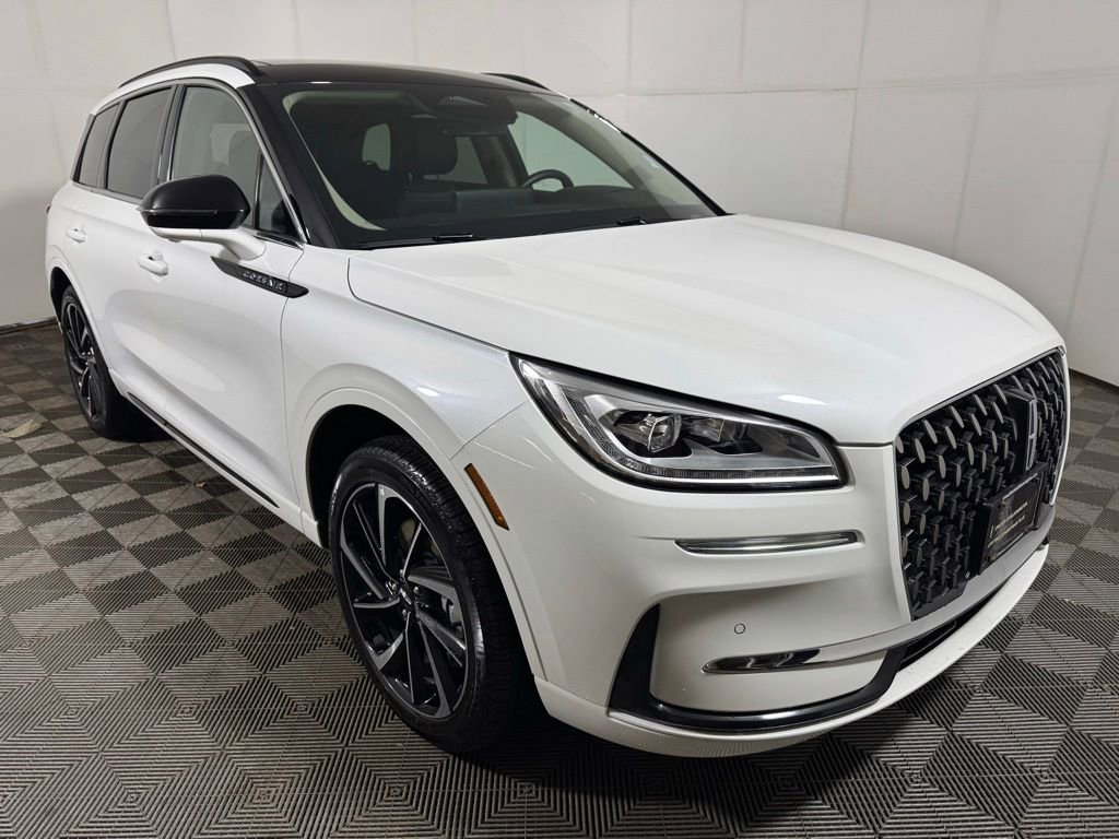 New 2025 Lincoln Corsair Grand Touring w/ Equipment Group 302A image 7