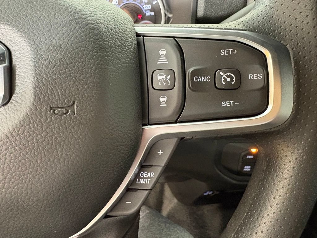 New 2026 RAM 3500 Tradesman AWD/4WD image 25