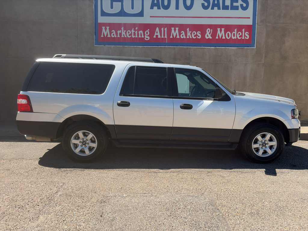 Used 2017 Ford Expedition EL XL w/ Equipment Group 101A AWD/4WD image 4