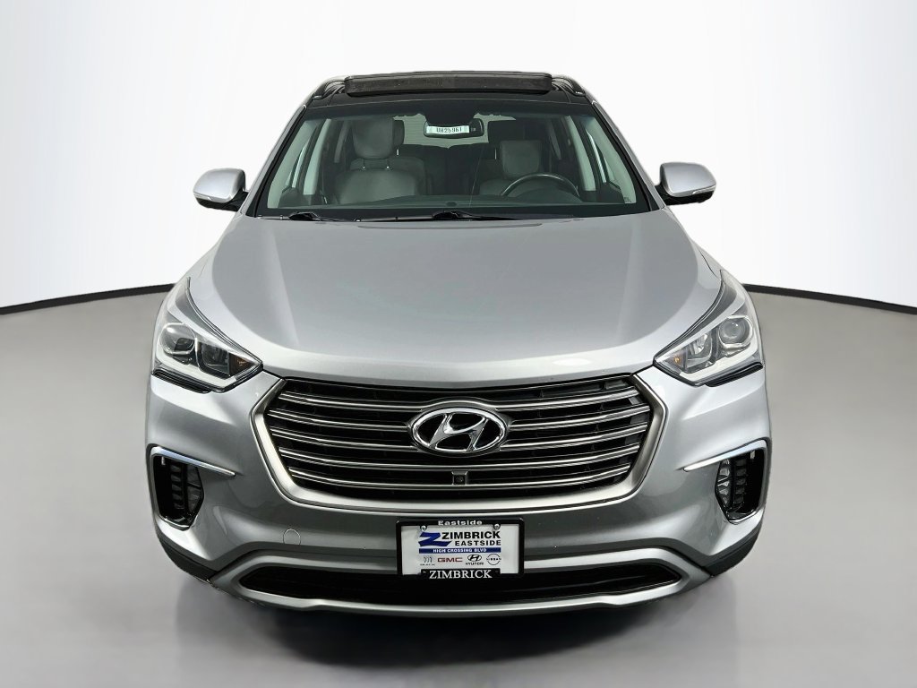 Used 2019 Hyundai Santa Fe XL AWD/4WD image 2