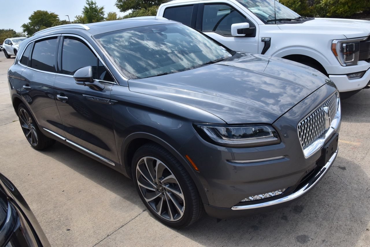 Used 2023 Lincoln Nautilus Reserve w/ Equipment Group 202A AWD/4WD image 5