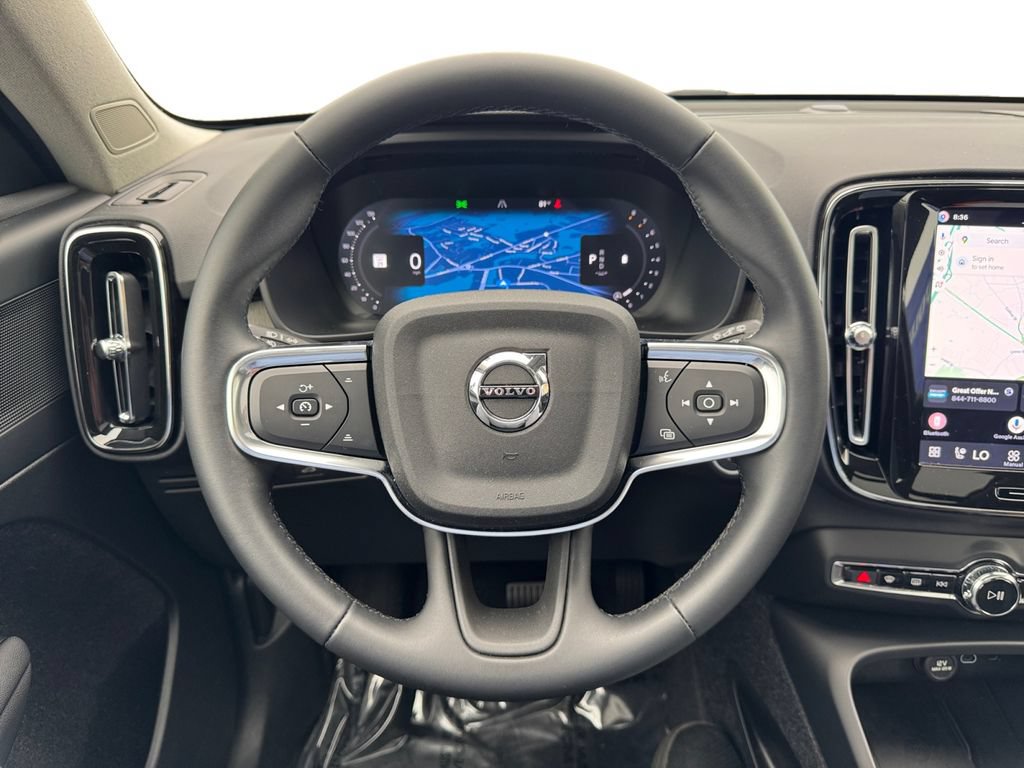 Certified 2026 Volvo XC40 B5 Plus AWD/4WD image 16