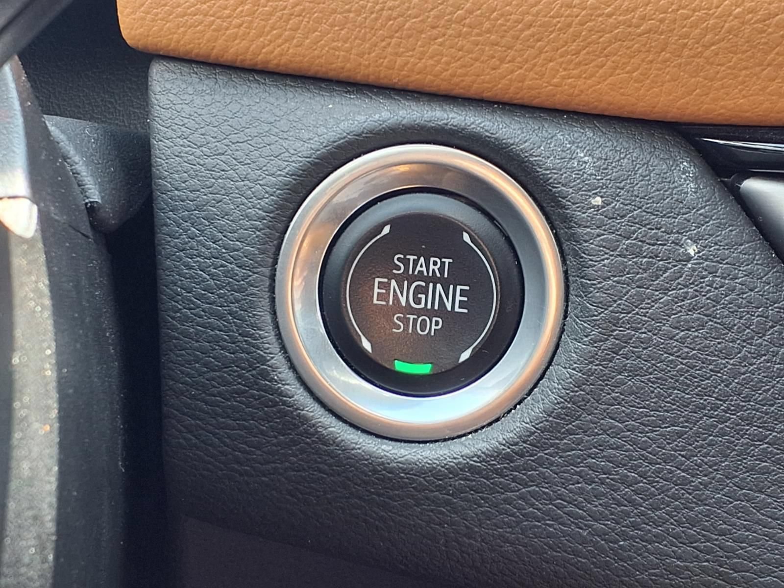 Used 2024 Cadillac XT4 Sport FWD image 9