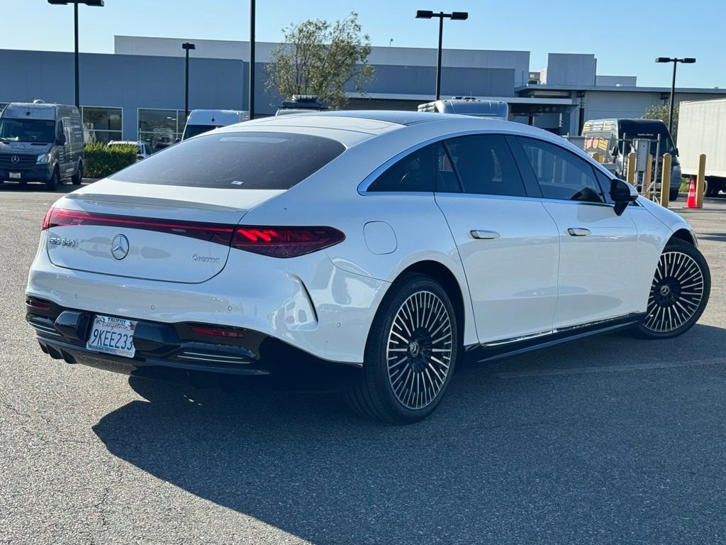 Used 2023 Mercedes-Benz EQS 580 4MATIC Sedan image 4