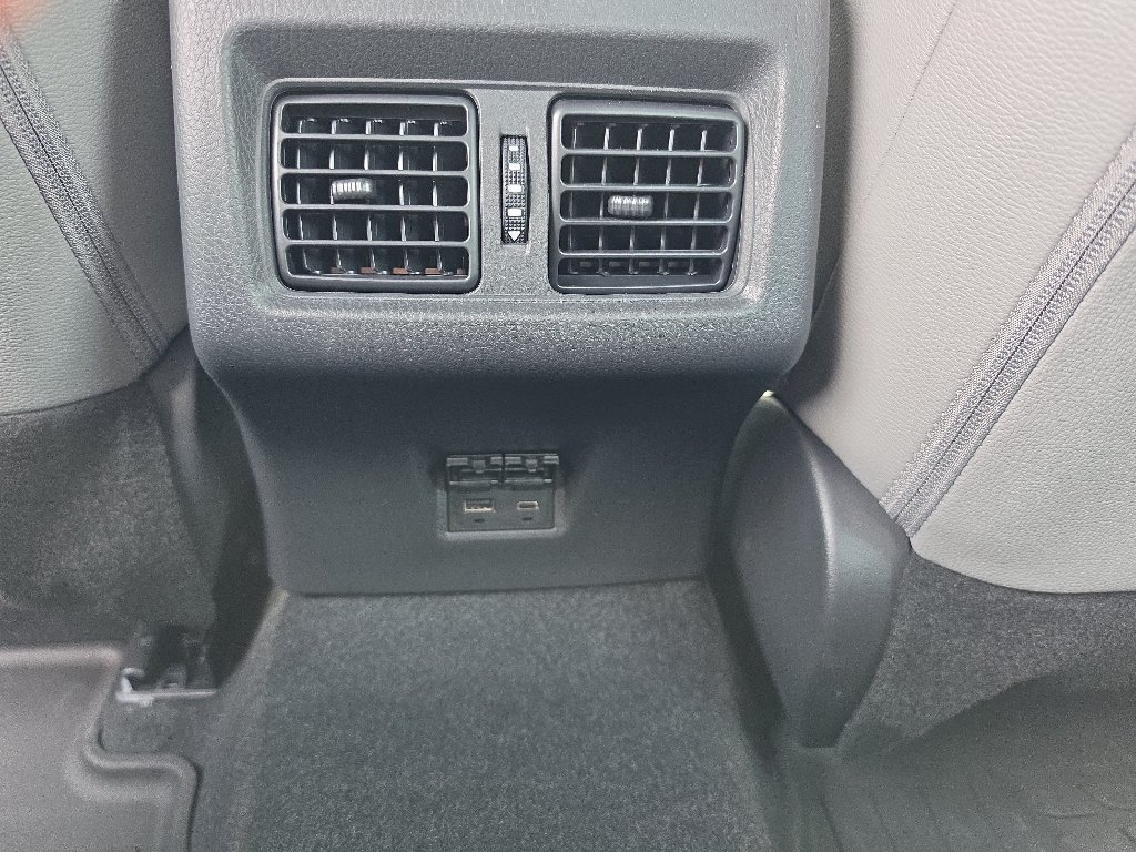New 2026 Toyota Camry SE FWD image 18