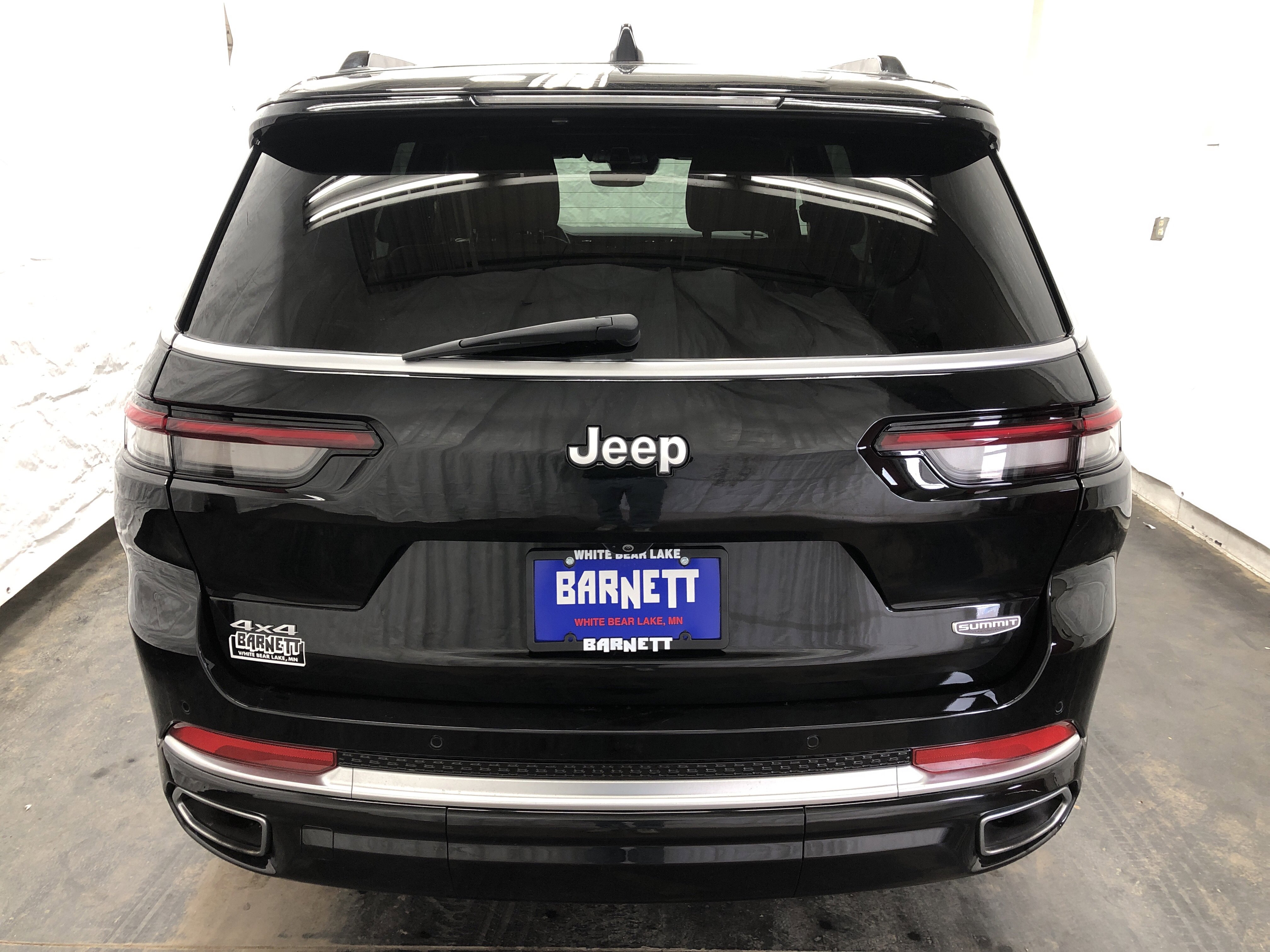 Used 2025 Jeep Grand Cherokee L Summit image 9