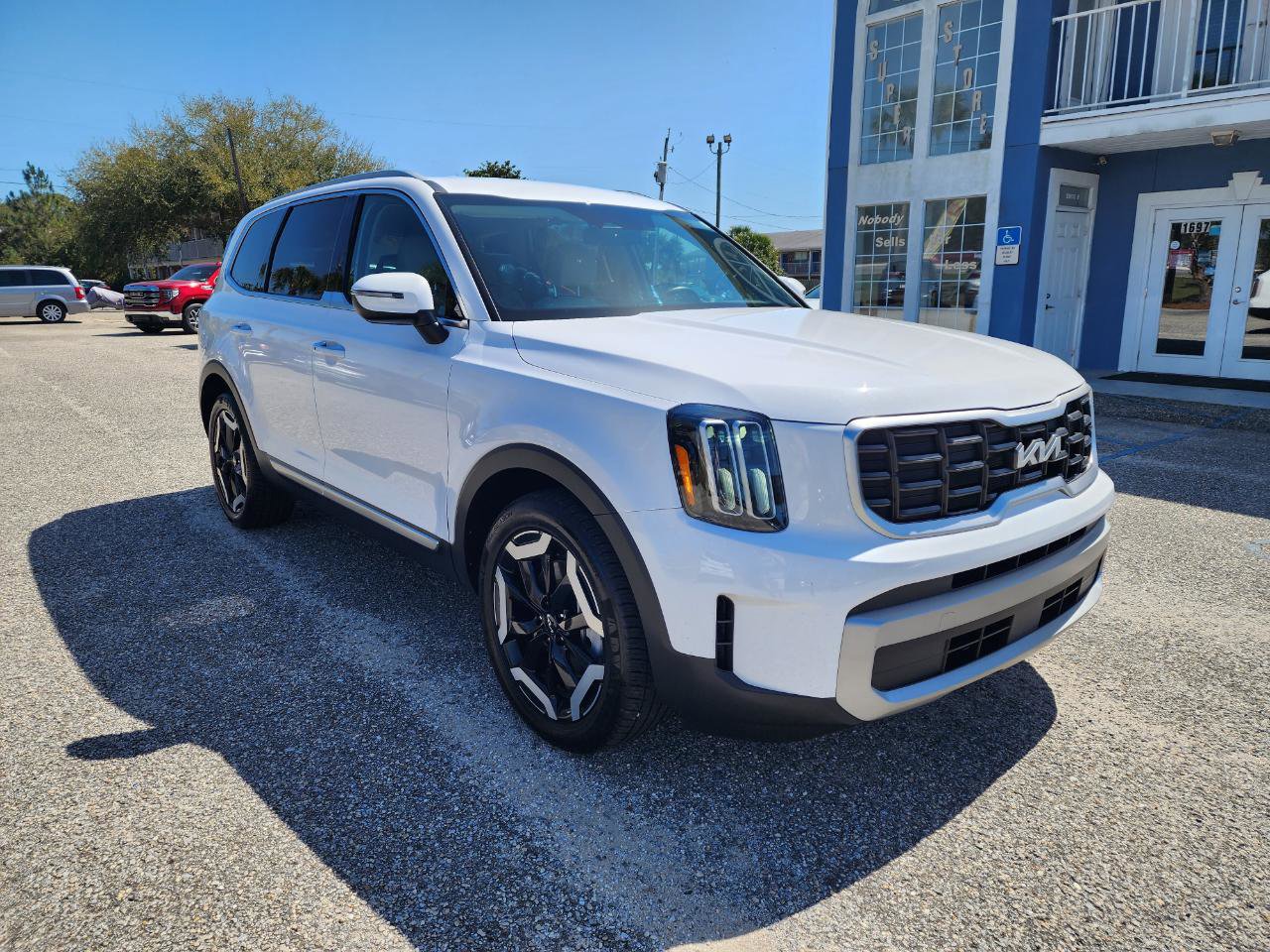 Used 2023 Kia Telluride S AWD/4WD image 7