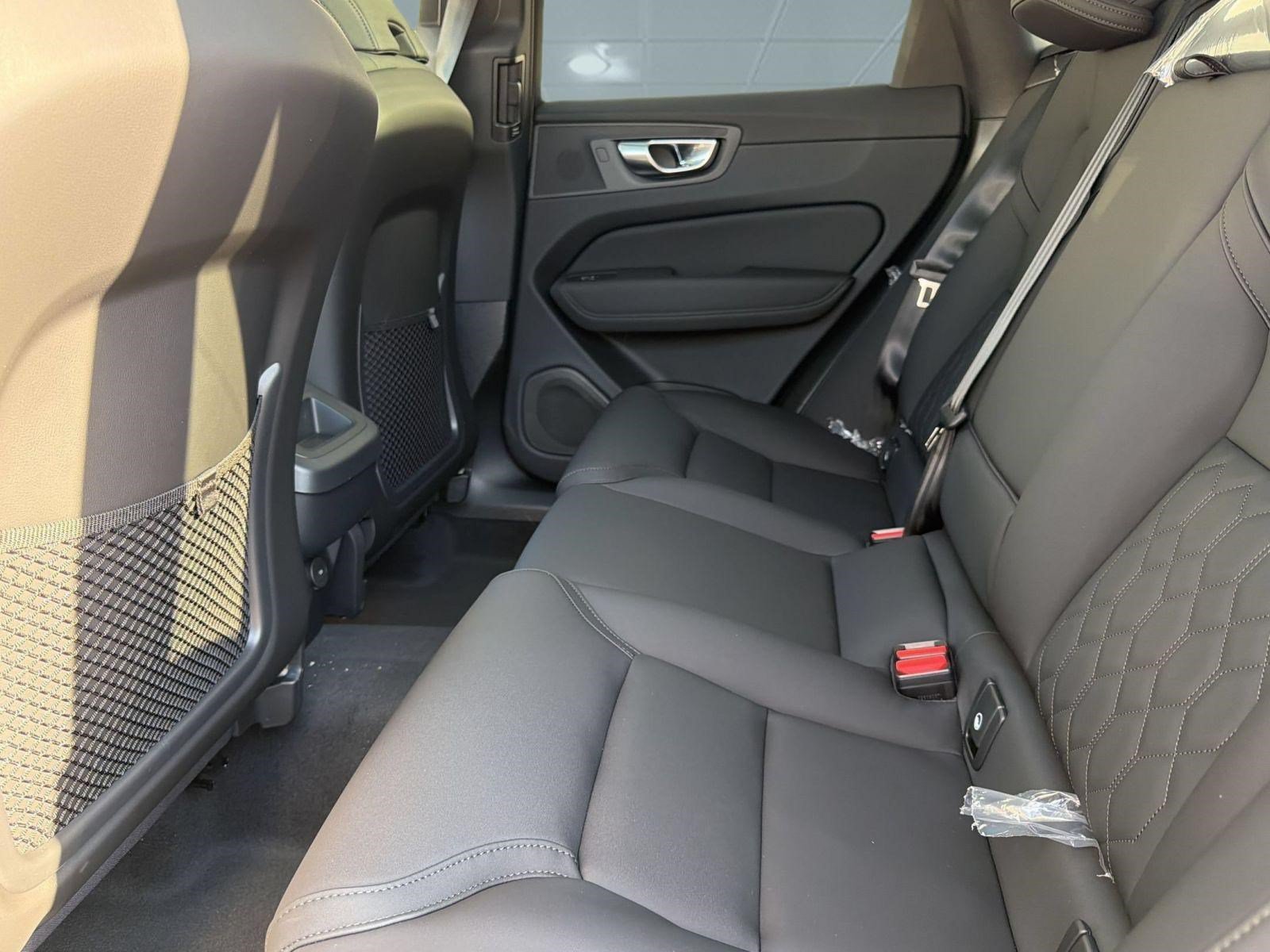 New 2026 Volvo XC60 B5 Plus w/ Climate Package AWD/4WD image 23