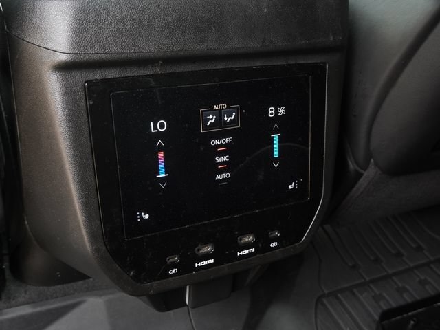 Used 2025 GMC Yukon AT4 Ultimate w/ LPO, Floor Liner Package AWD/4WD image 15