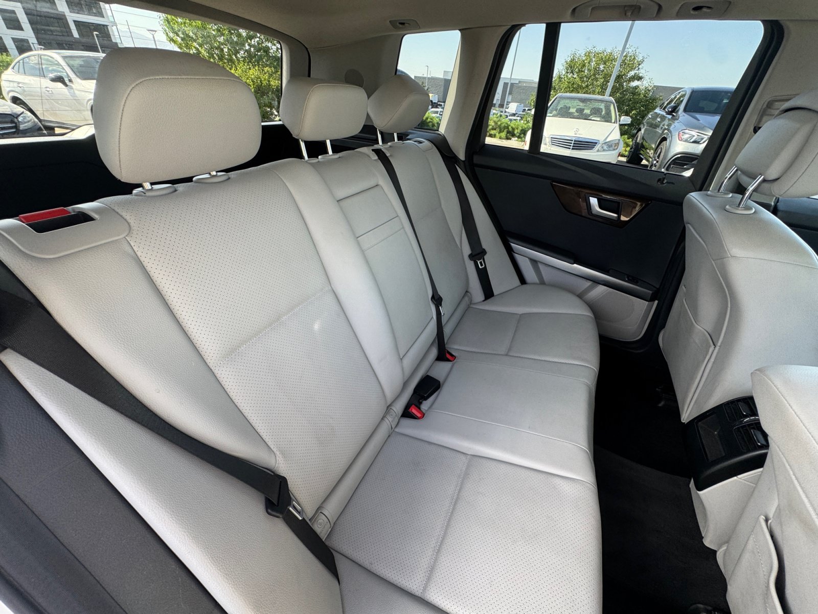 Used 2014 Mercedes-Benz GLK 250 BlueTEC 4MATIC image 16