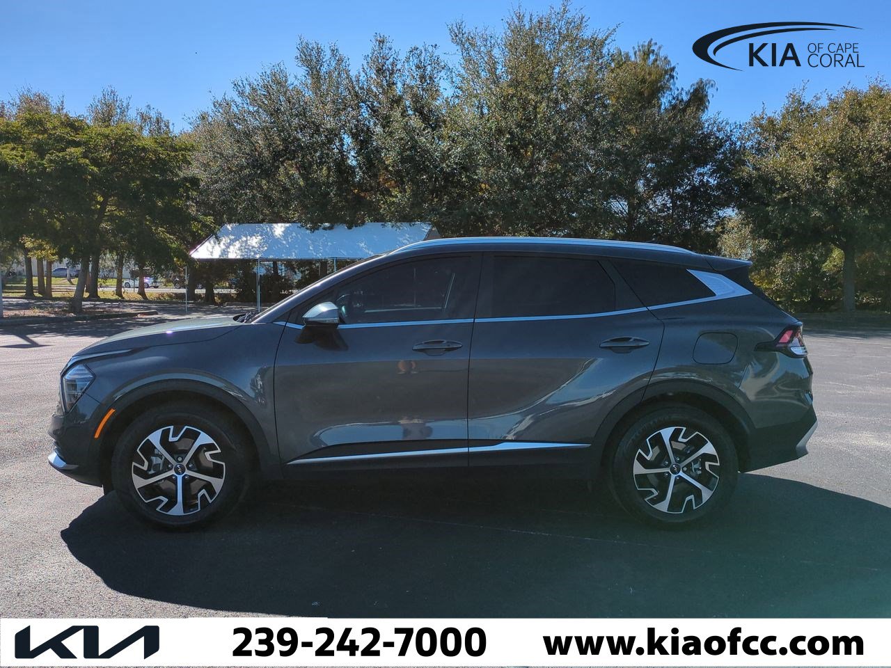 Certified 2024 Kia Sportage EX image 8