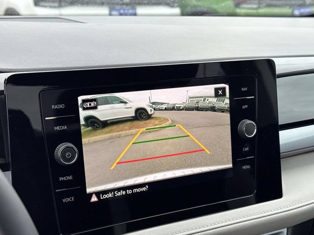 New 2026 Volkswagen Taos SEL AWD/4WD image 19