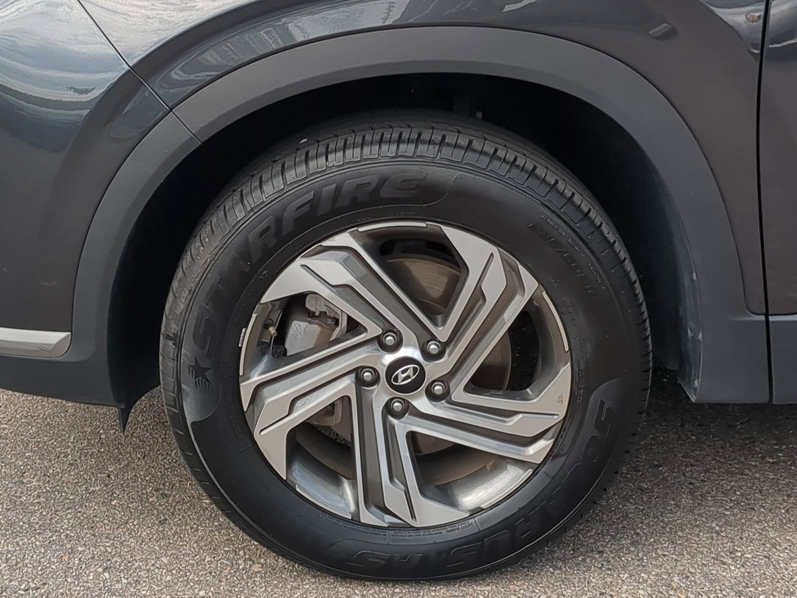 Used 2023 Hyundai Santa Fe SEL image 17
