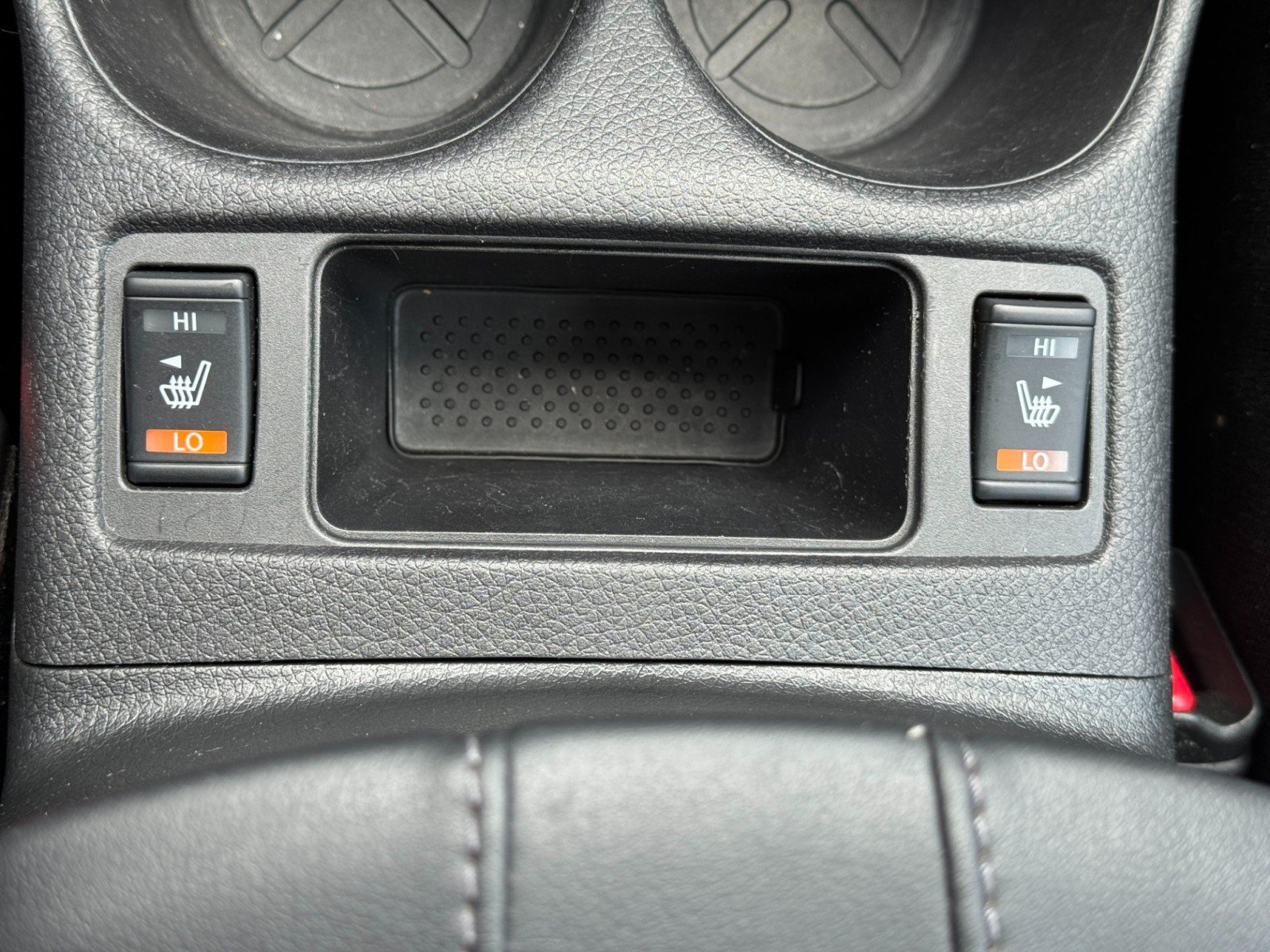 Used 2020 Nissan Rogue SV AWD/4WD image 29