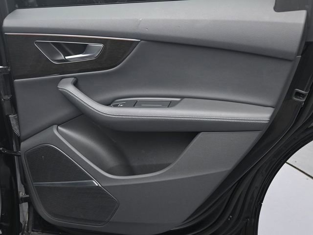 Used 2025 Audi Q7 3.0T Premium Plus image 33