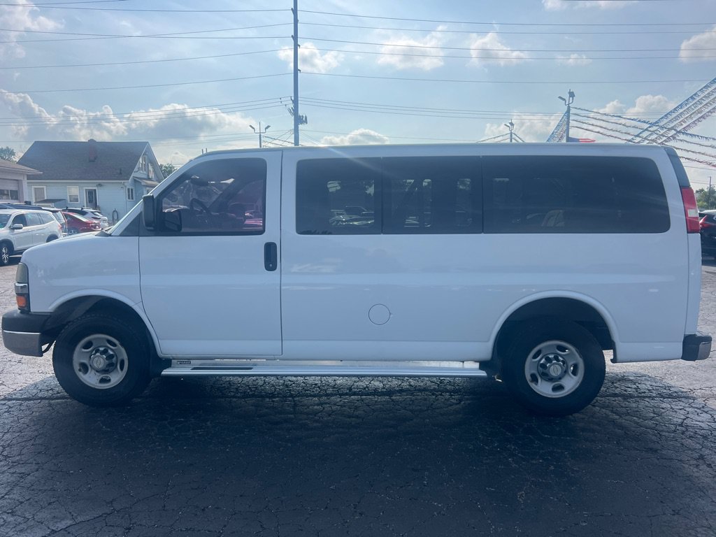 Used 2012 Chevrolet Express 3500 LT w/ LT Preferred Equipment Group RWD image 4