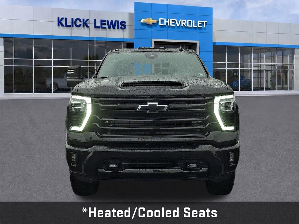 Used 2025 Chevrolet Silverado 2500 High Country w/ Midnight Edition video 2
