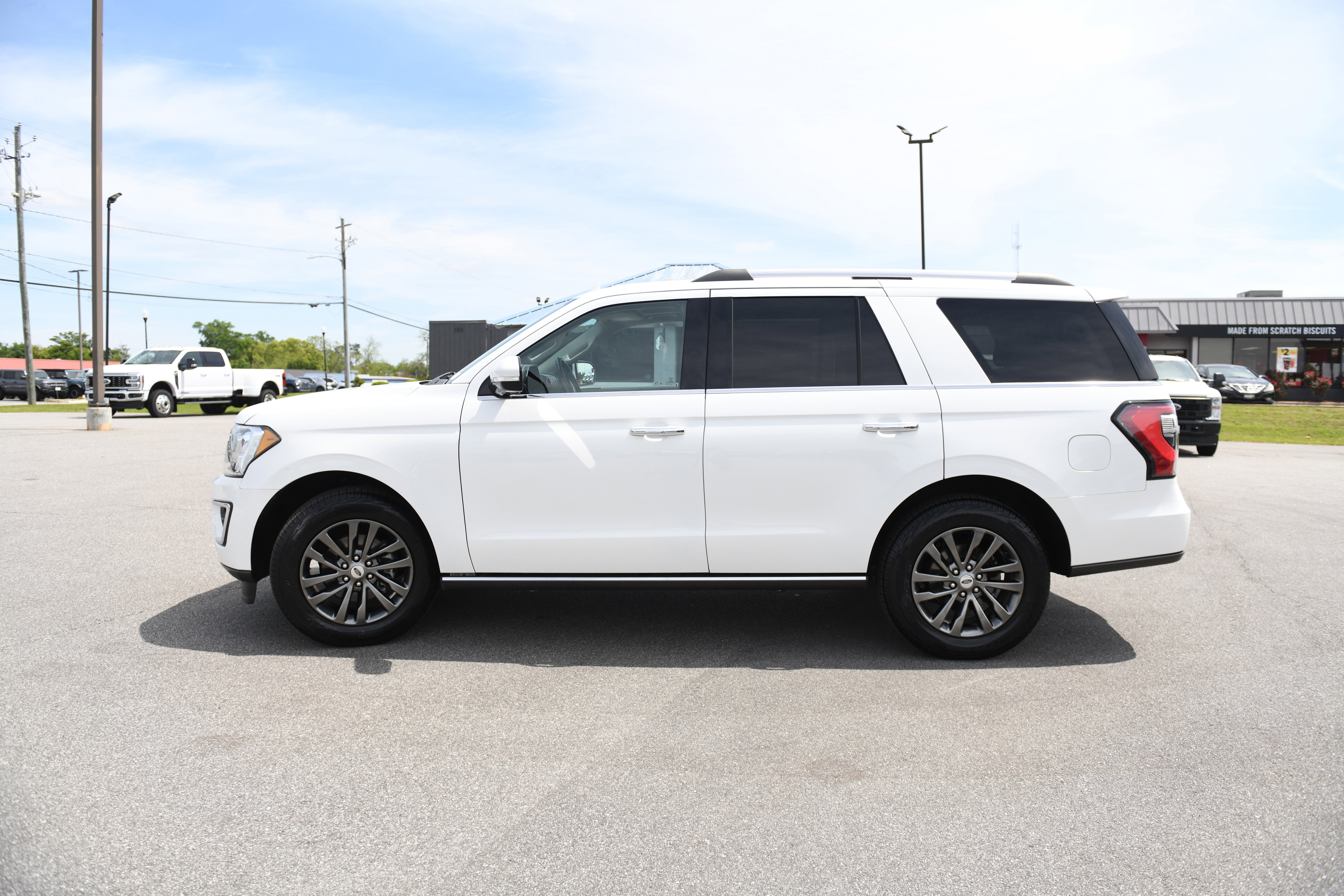 Used 2020 Ford Expedition Limited w/ Equipment Group 301A image 6