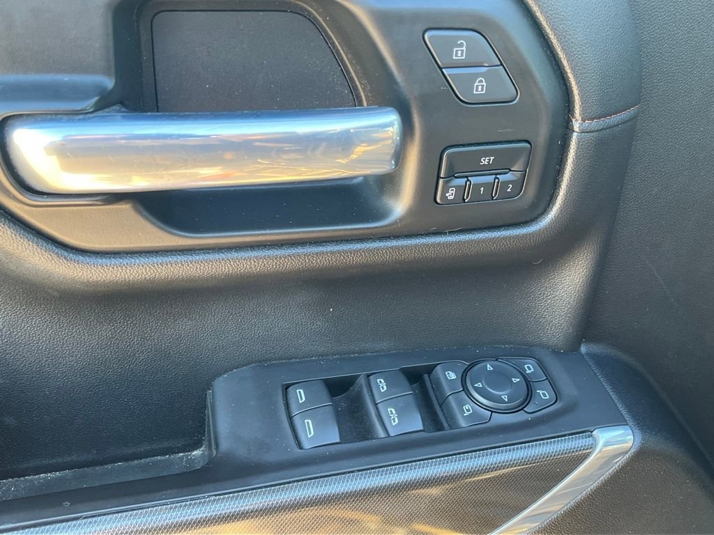 Used 2021 GMC Sierra 1500 AT4 w/ AT4 Premium Package image 12