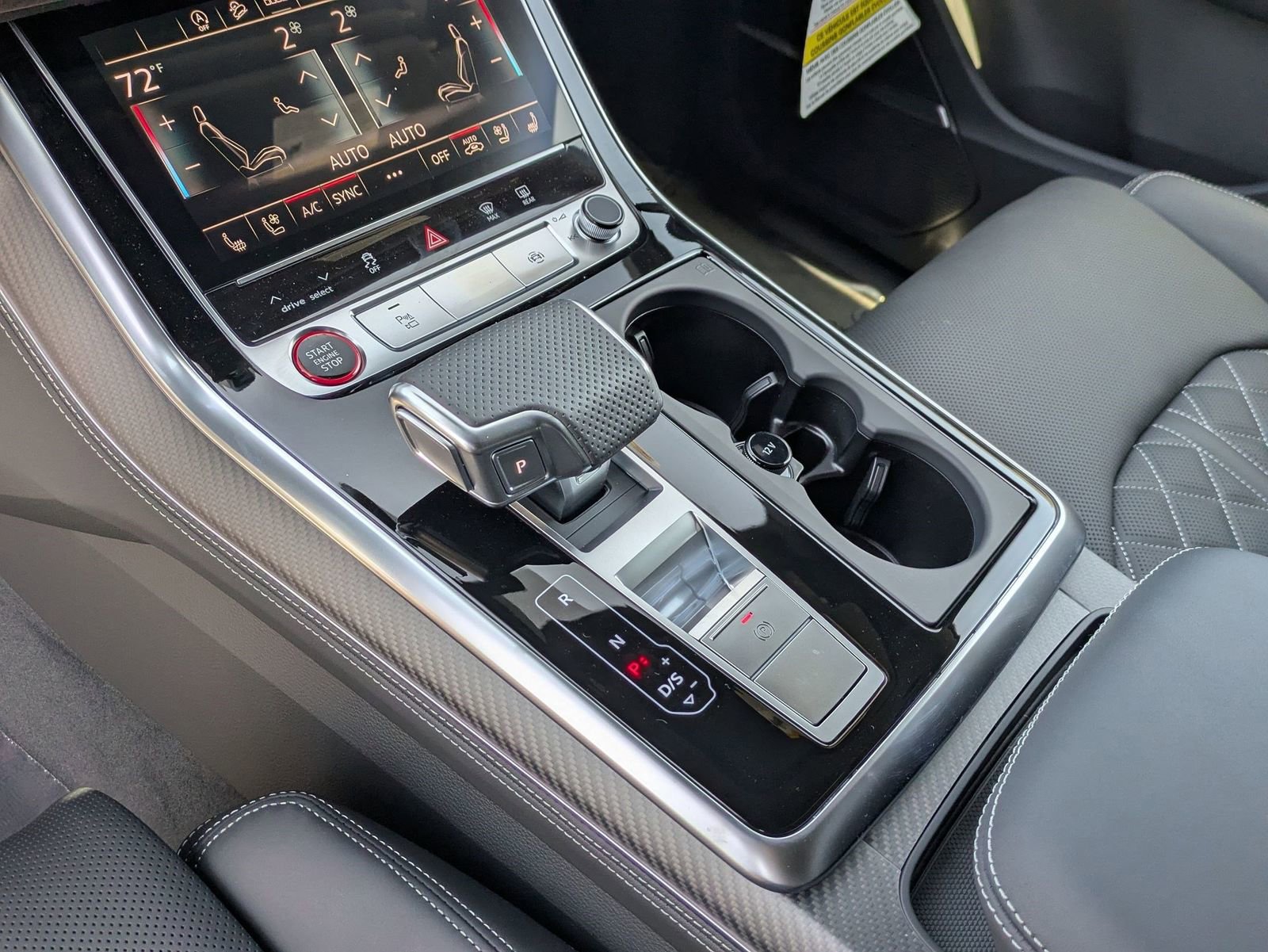 New 2026 Audi SQ7 Premium Plus AWD/4WD image 7