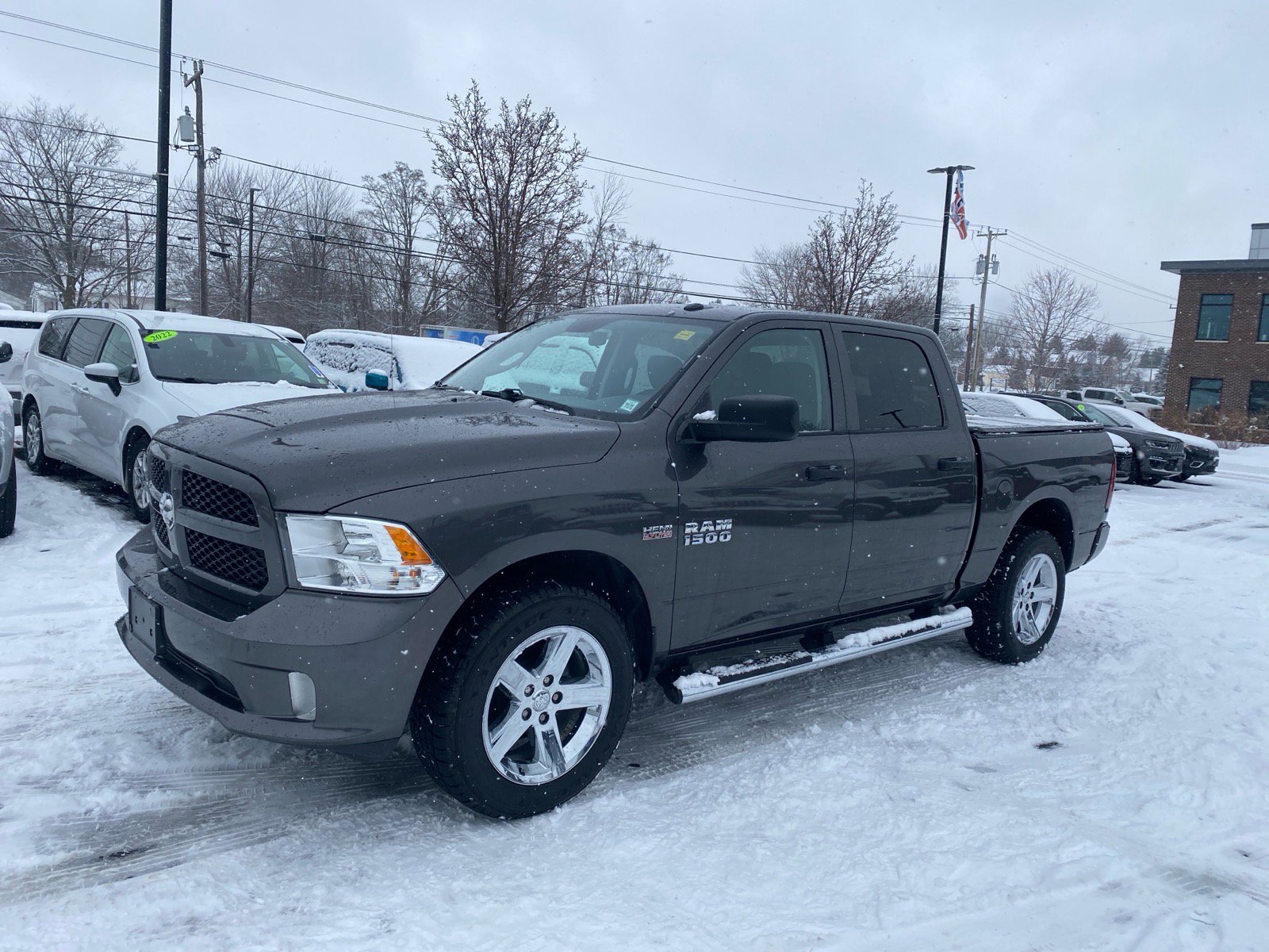 Used 2017 RAM 1500 Express w/ Express Value Package image 2