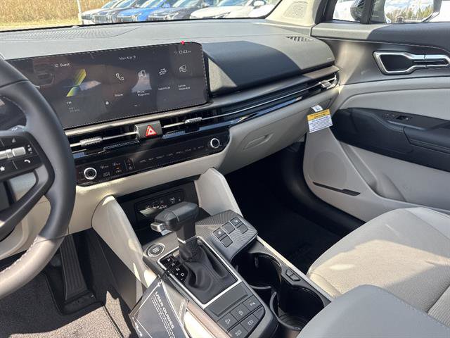 New 2026 Kia Sportage EX FWD image 12
