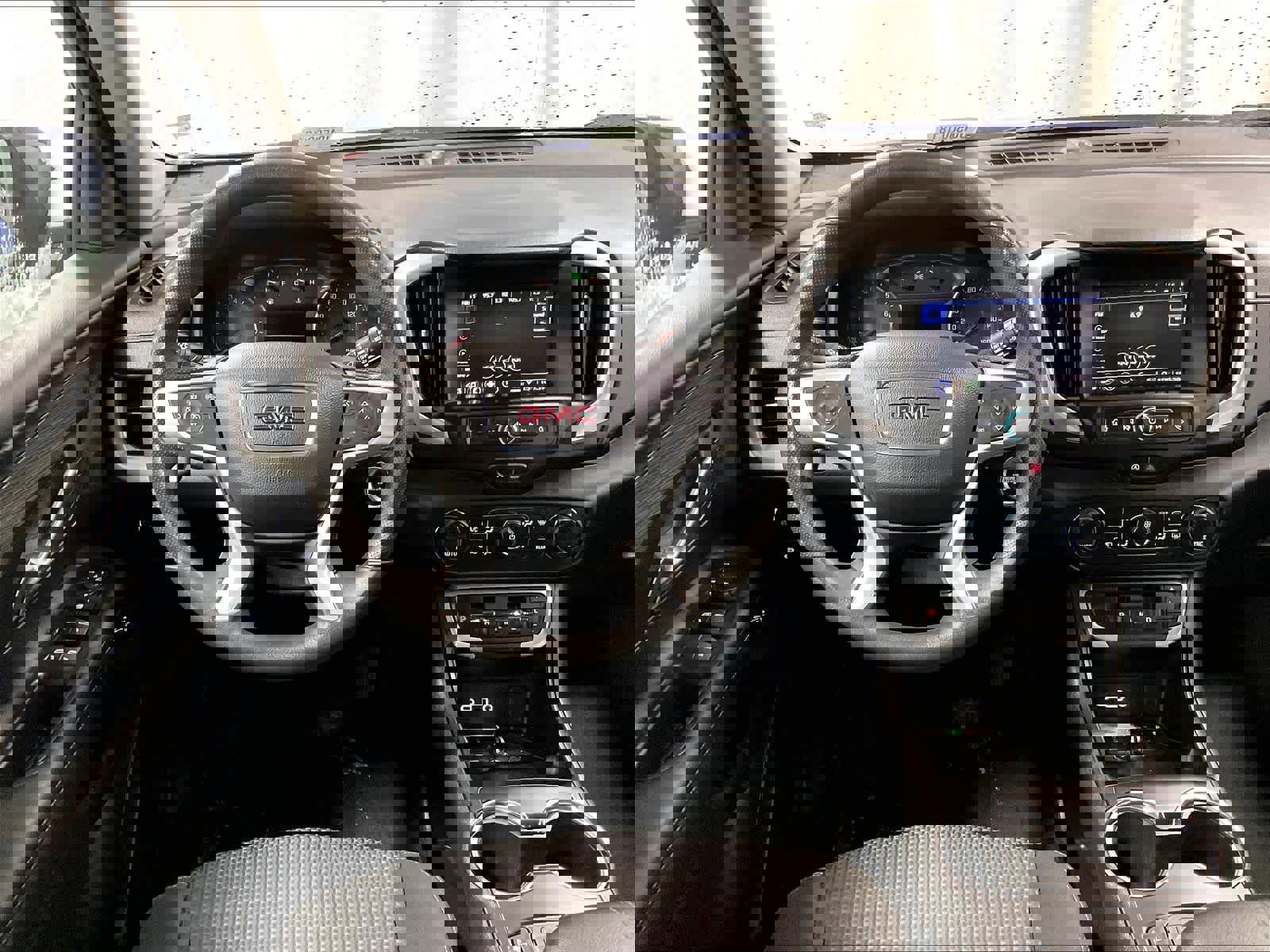 Used 2022 GMC Terrain SLE w/ Driver Convenience Package image 17